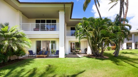Spacious 2 bedroom unit centrally located in the Island at Mauna Lani