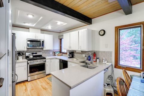 Kitchen | Cooking Basics | Drip Coffee Maker