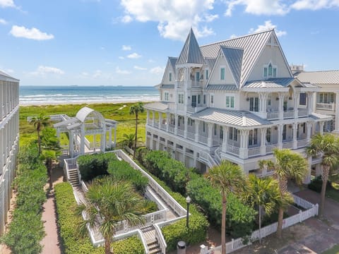 1609 Seaside Drive - Be Here Now