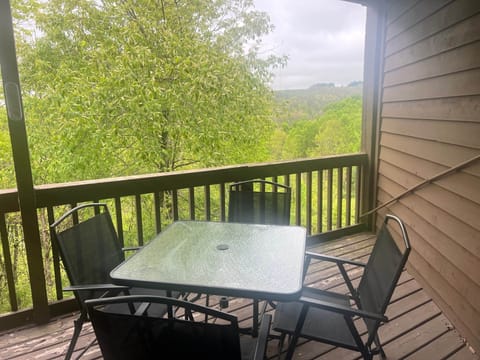 Private Deck Spring