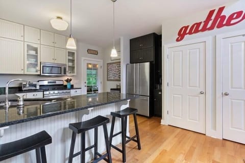 Island Seating For Three