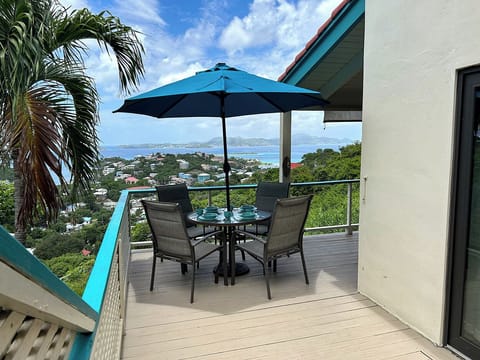 Open the turquoise door and welcome to paradise