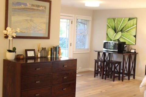 dresser drawer space for clothing & books about Hawaii for reading on the beach.