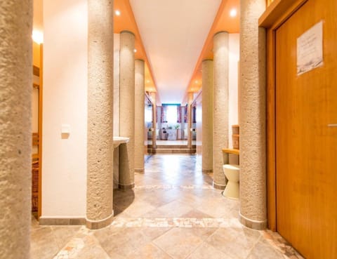 Double room with north-facing balcony - Almhotel Fichtenheim House in Carinthia, Austria