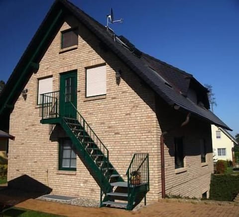 External view of the building. Picture 1