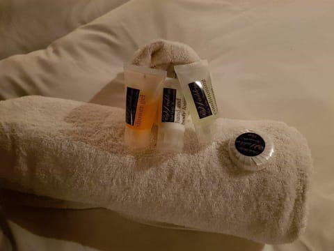 Bathroom amenities