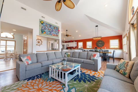 Third Floor Great Room