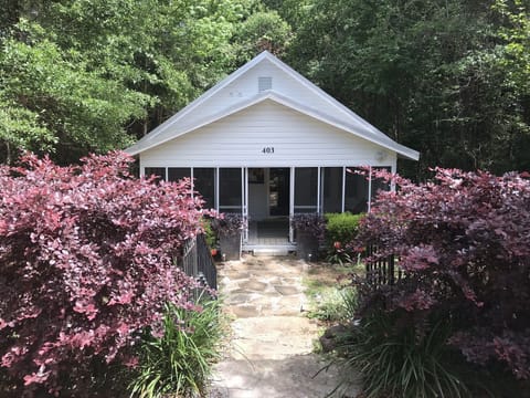 Welcome to Hidden Cottage