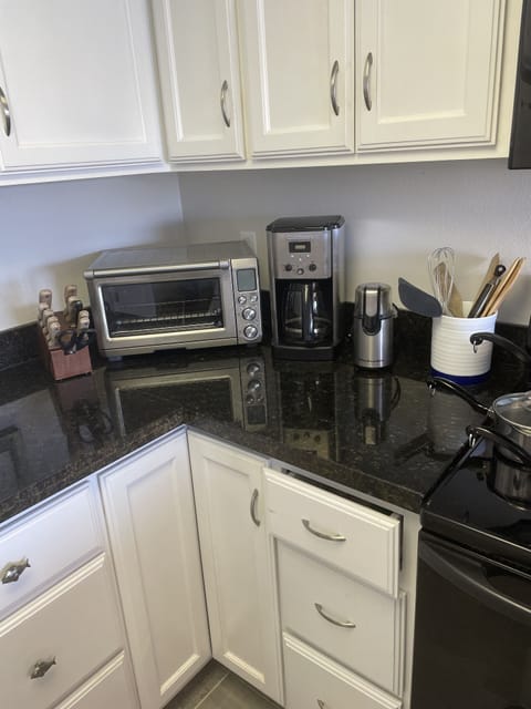 Kitchen and Utensils