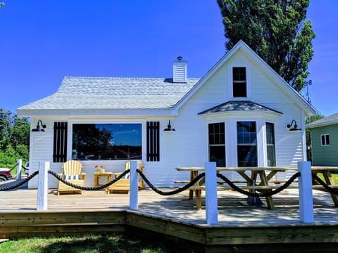 Front Deck 
