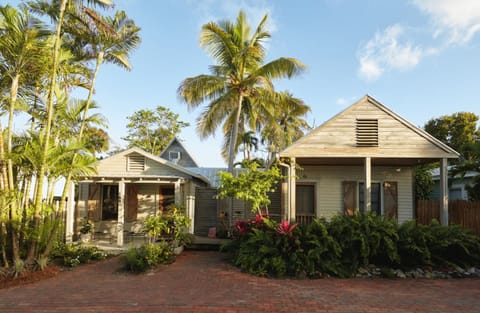 Welcome to Turtle House...two historic cottages linked by a big deck and garden!