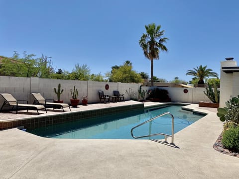 50 ft lap pool