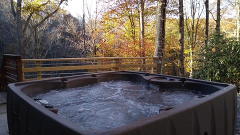 Hot tub seats 6