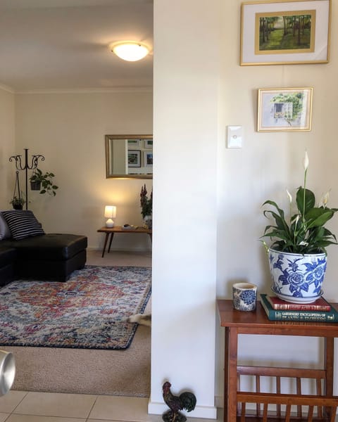 Lounge room 