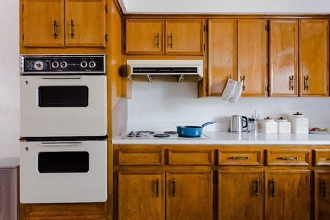 Well-equipped Kitchen