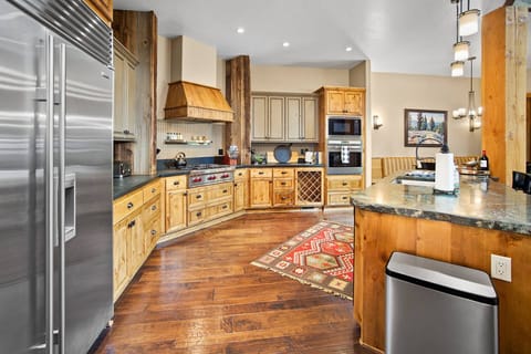 Spacious Kitchen with High End Appliances: Sub-Zero, Wolf