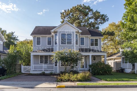 Front View of Home