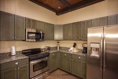 Four Bedroom Presidential