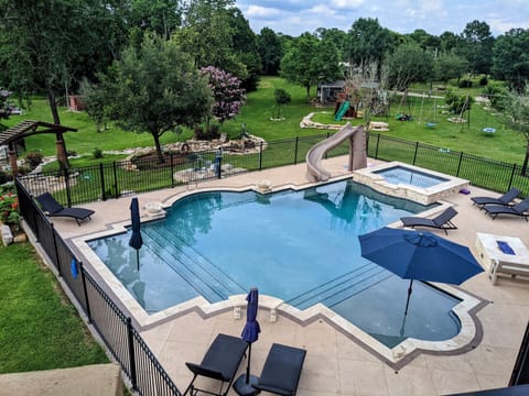 Willow Run Estate, College Station, TX . Boating, Playground, Dock, Fishing