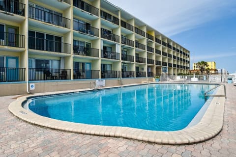 Back of east building facing beach Currently under renovation. Pool Closed.