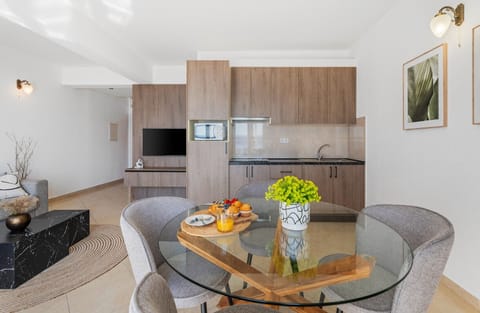 Modern and fully equipped kitchen with all needed amenities you might need