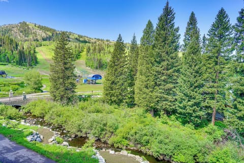 Salt Lake City Vacation Rental | 2BR | 3BA | 1,300 Sq Ft | Step-Free Access