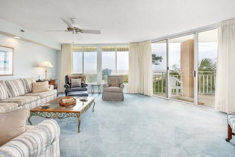 North Breakers 411 - Oceanfront Living Space