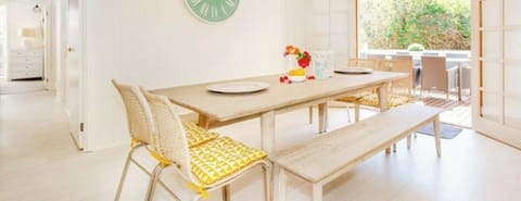 Welcome to Heales Hideaway