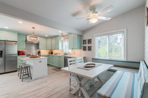 Kitchen and breakfast Nook