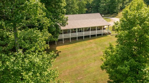 Welcome to Lyric at Leiper's Fork, our 3-bedroom, 3.5 bathroom hilltop home. Nestled on 12 private acres with expansive 70ft balcony.