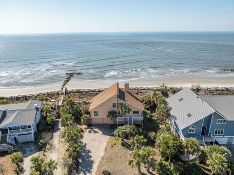 Beautiful Beach house! Atlantic ocean is your back yard.