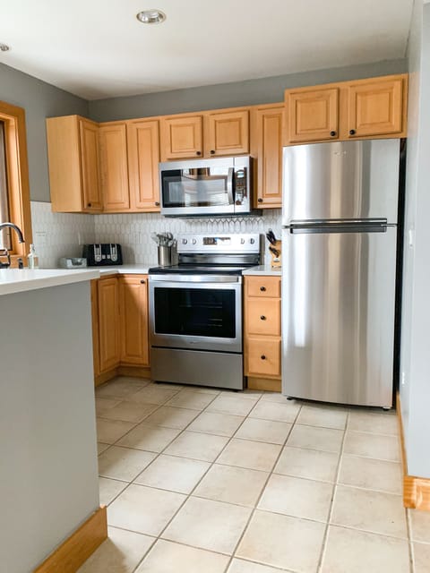 Newly Updated Main Level Kitchen - fully furnished!