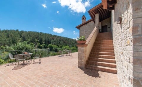 c1ff7386-bc76-4727-89cc-0a9213815c53