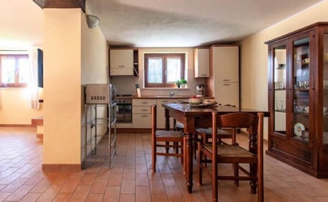 Ground floor, kitchen