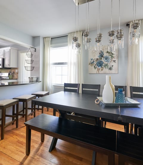 Dining Room seats 20+ guests.