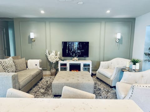 Open Concept Living Room with Cable and Smart TV