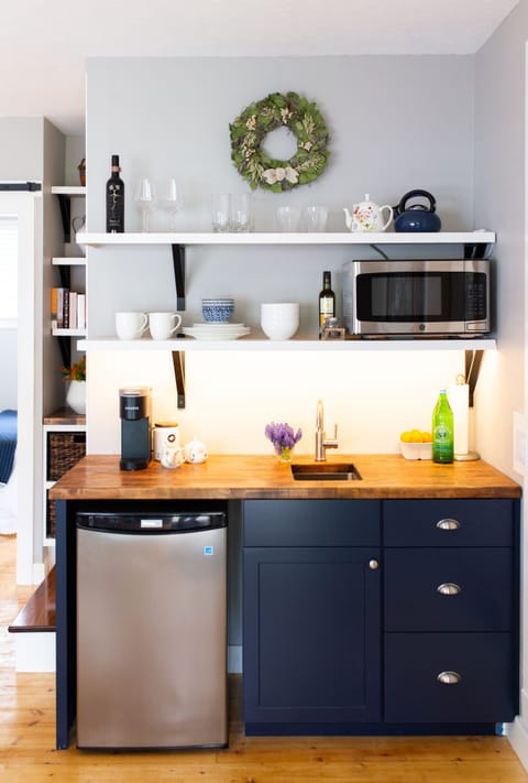 This is the kitchenette. We have a french press now & an induction stove-top.