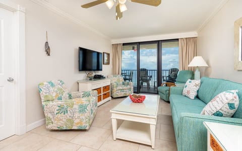 Phoenix I 1062, Orange Beach, Alabama, beach front, 2 bedroom condominium on the 6th floor