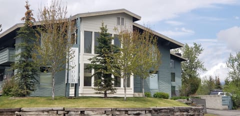 Wildwood minicondominiums looking from South 2nd Avenue