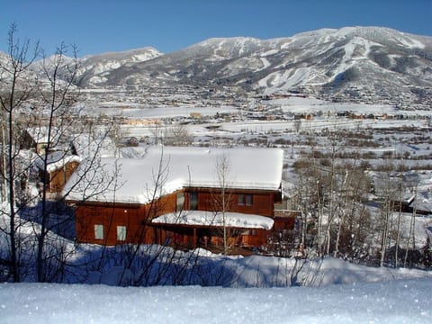 Steamboat Ski Resort is a skip away. Walk, ride, shuttle, or park for free.