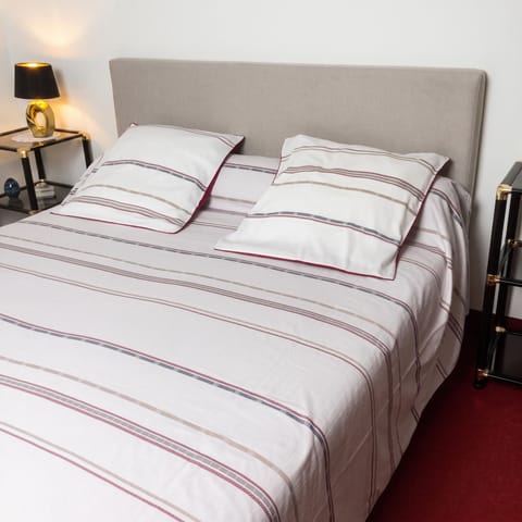 Double bed