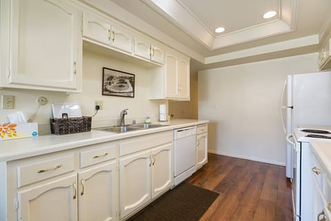 Perfect kitchen for cooking