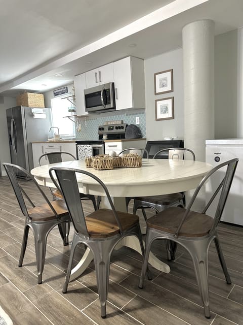 1st floor dining table with 6 chairs