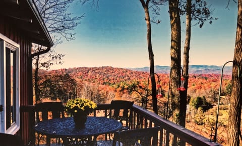180 deg long range mountain views