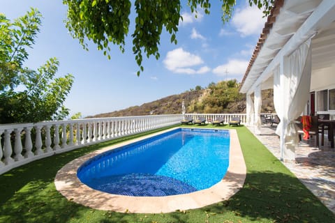 Beautiful private pool, villa and terrace
