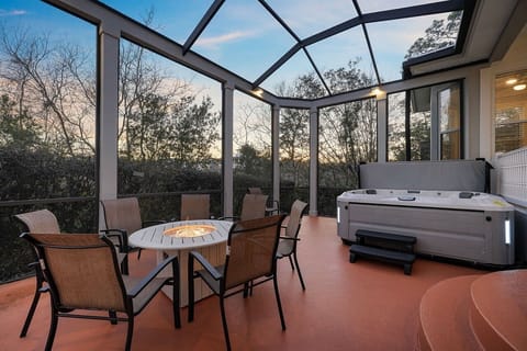 Sunce of Destiny - Destiny West - Hot Tub & Fire Pit