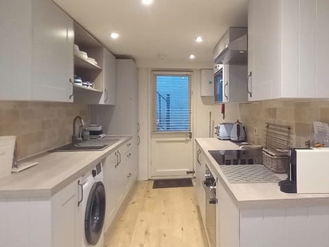 Kitchen | Below Deck, Fowey