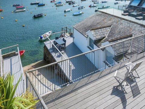 Decking | Tarquins, Fowey