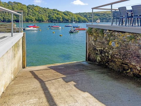 Surrounding area | Lower Deck, Fowey