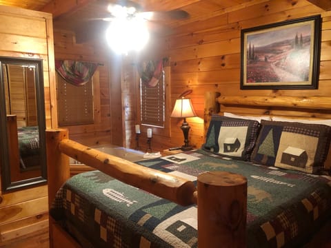 Master Bedroom with whirlpool tub!